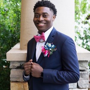 Meet your Posher, Christopher